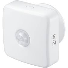 SENSOR DE MOVIMIENTO ADOSAR PARED INC PILAS 2X LR6 AA 3MTS WIZ