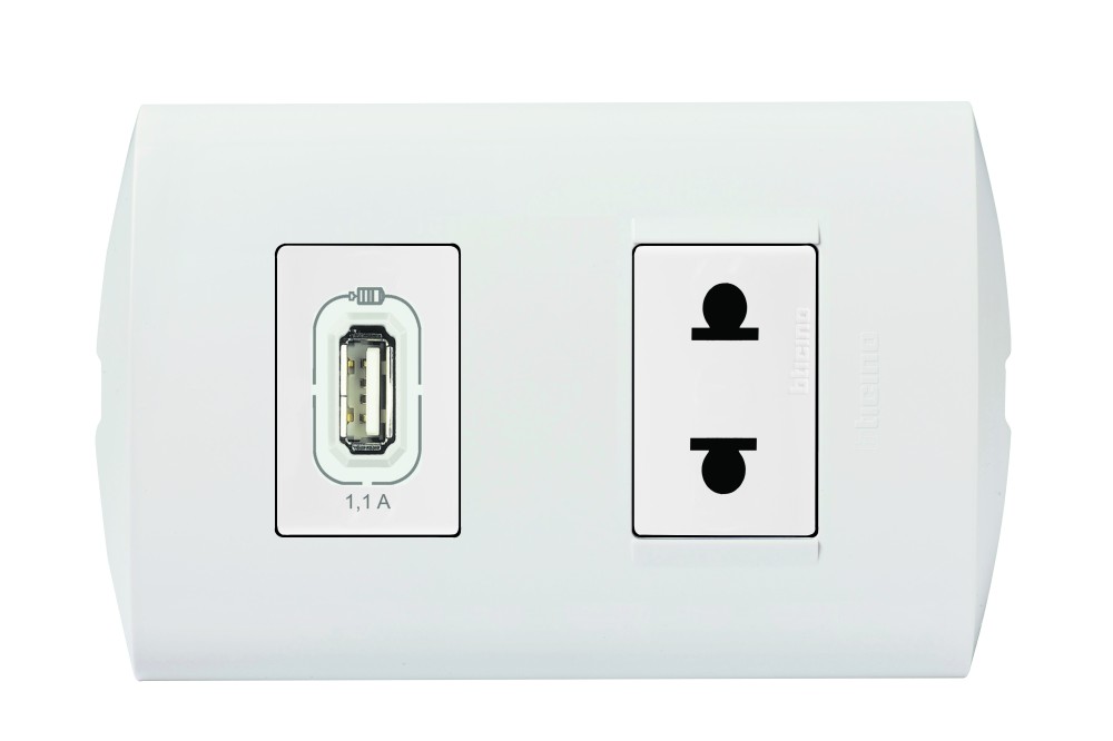 TOMA CARGADOR USB + TOMA UNIVERSAL 2P BLANCA PLACA BLANCA MODUS STYLE AE2212USBE1B