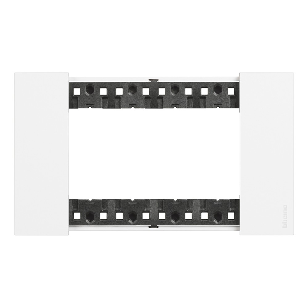PLACA PLASTICO 4 MOD BLANCO LIVING NOW KA4804KW